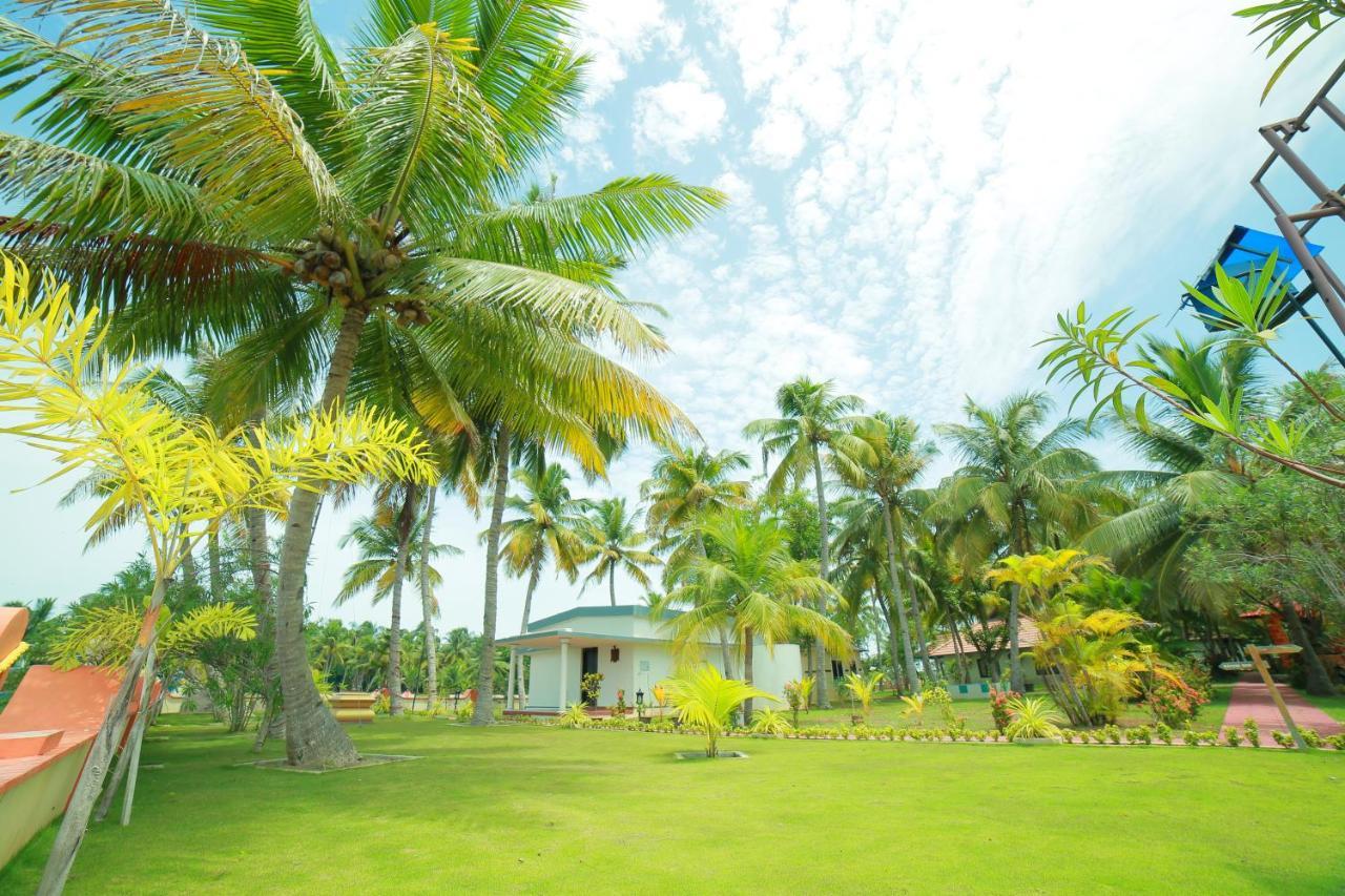 รีเจนท์ เลค วิลเลจ Hotel Chavara ภายนอก รูปภาพ