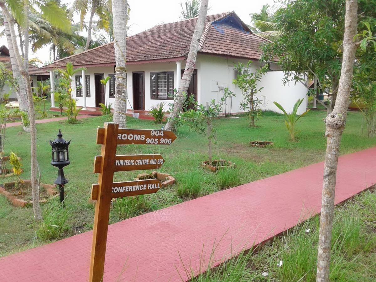 รีเจนท์ เลค วิลเลจ Hotel Chavara ภายนอก รูปภาพ